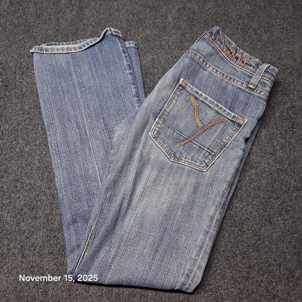 VTG YANK Y2K Jeans Womens Size 28 Blue Stone Wash‎ Low Boot 30 Inseam